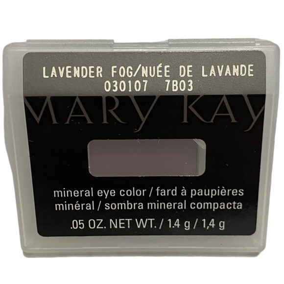 Mary Kay Mineral Eye Color Eyeshadow - Lavender Fog - Picture 1 of 2